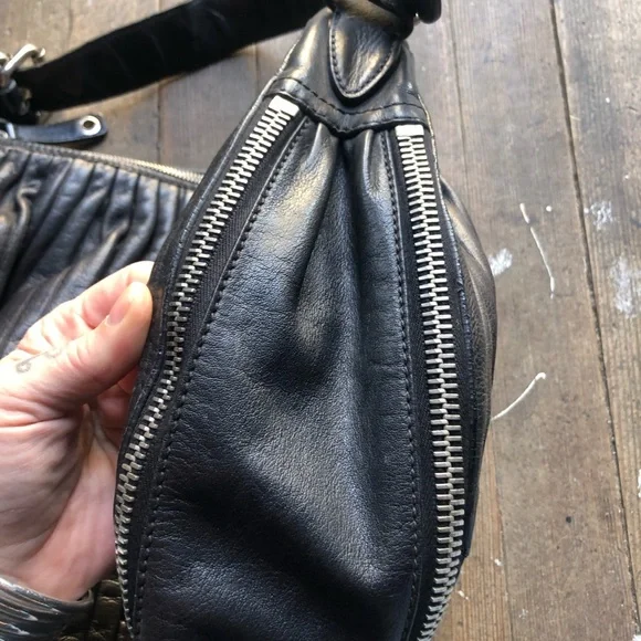 Authentic Miu miu Matalesse shoulder bag as is - Picture 9 of 17